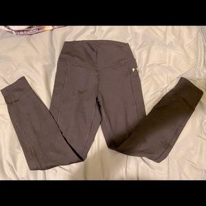 PINK ultimate leggings